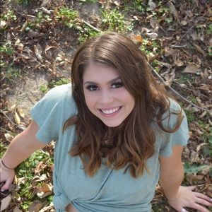 Meet your Posher, Heather
